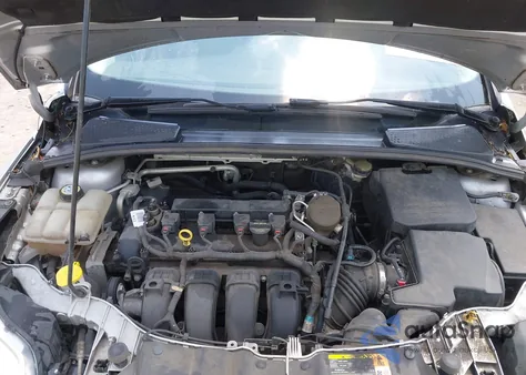 2013 Ford Focus Se z USA, uszkodzony, nr VIN 1FADP3F2XDL193629